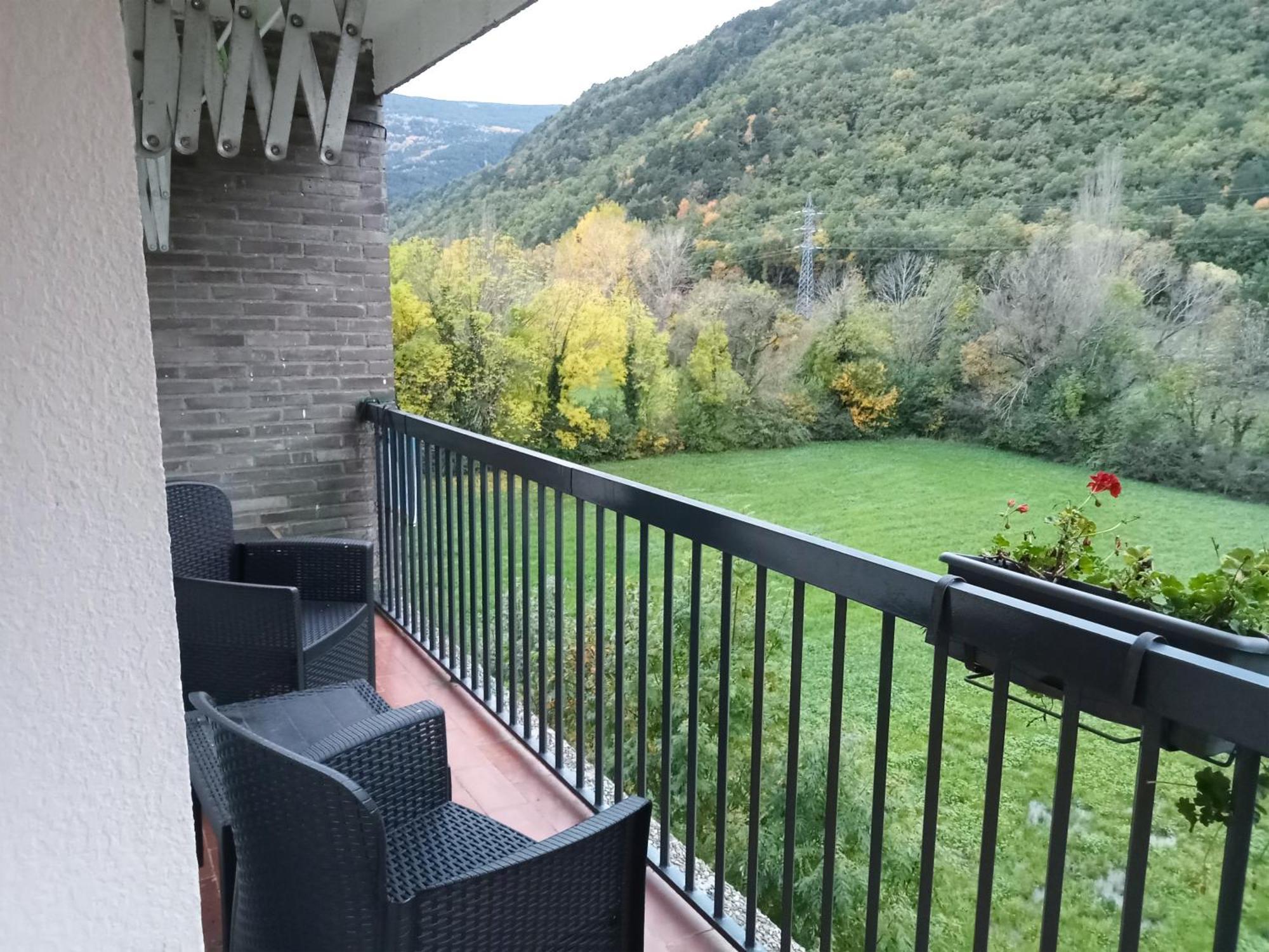 Apartamentos Valle De Tena - Biescas 3000 Exteriér fotografie